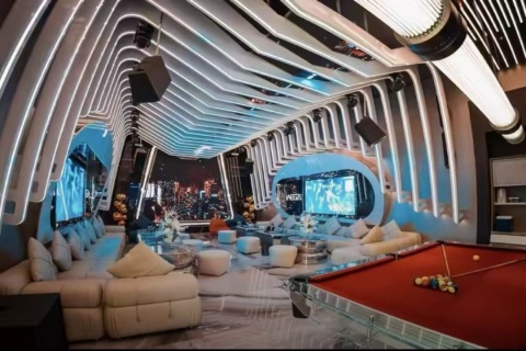 菲林酒吧诚邀精英共筑未来舞台